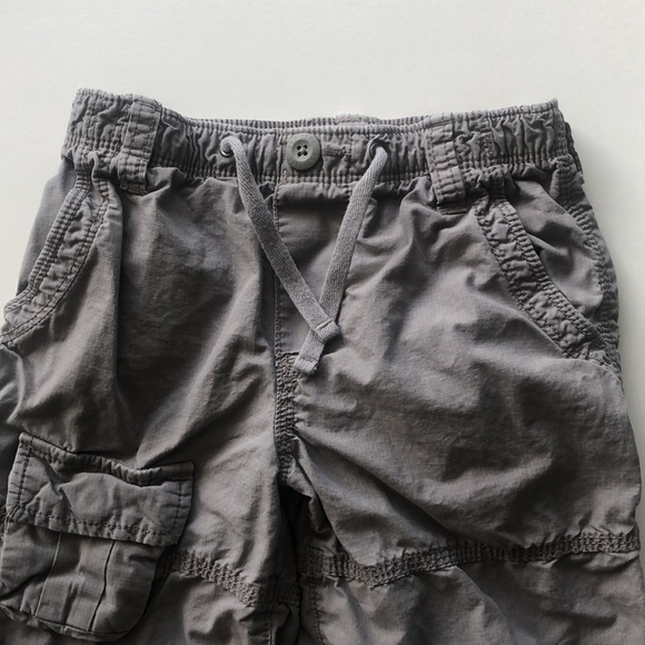 baby Gap Toddler Cargo Shorts | Gray Size 5 - Picture 3 of 5
